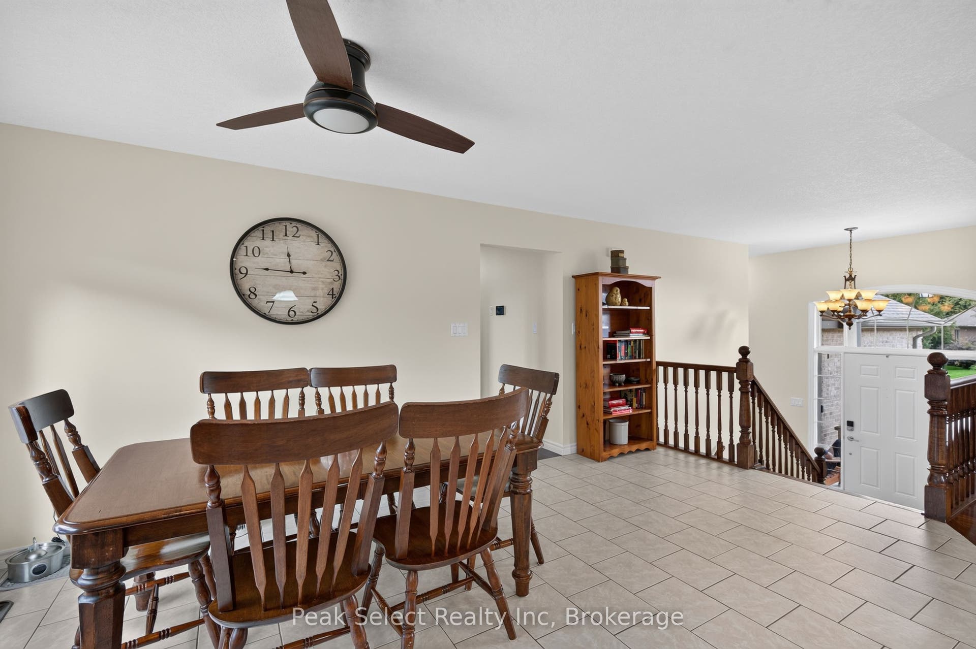 88 Saxonville Court, Strathroy-Caradoc, Middlesex ON N7G 4M1