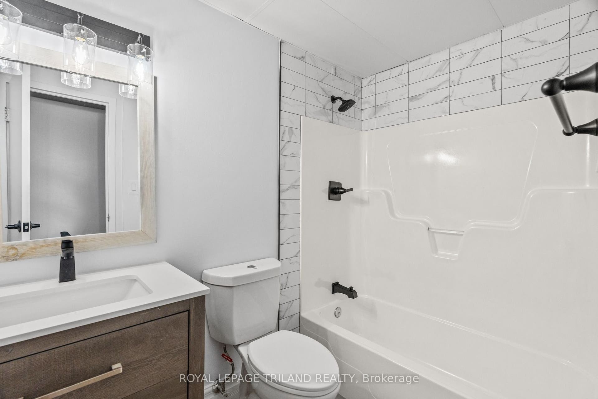 330 Clarence Street, #506, London East, Middlesex ON N6A 6H6