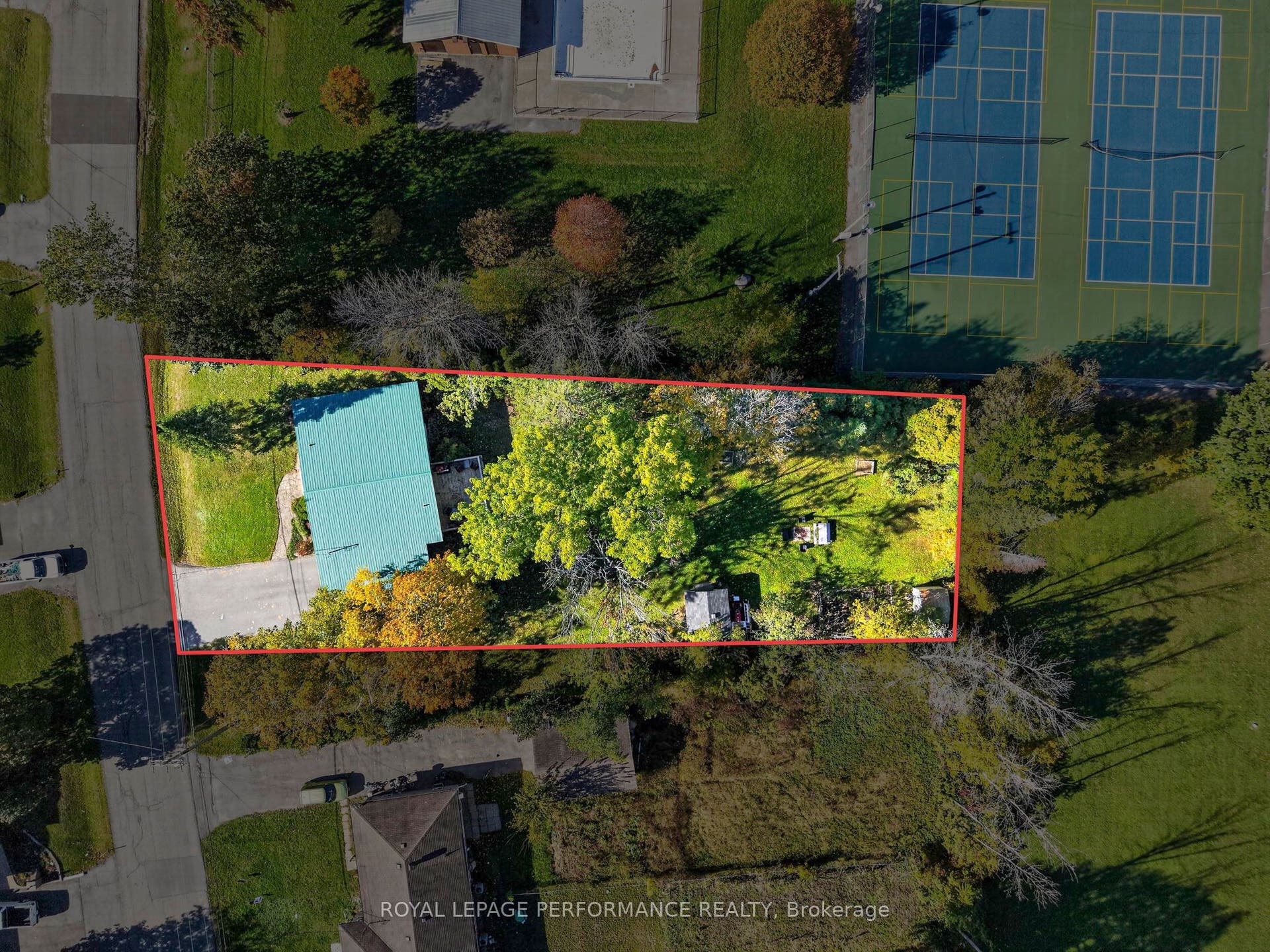 2761 Ross Avenue, Cornwall, Stormont, Dundas And Glengarry ON K6K 1E6