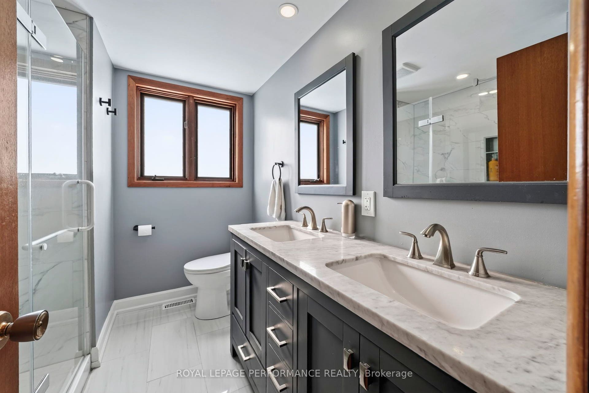 2761 Ross Avenue, Cornwall, Stormont, Dundas And Glengarry ON K6K 1E6