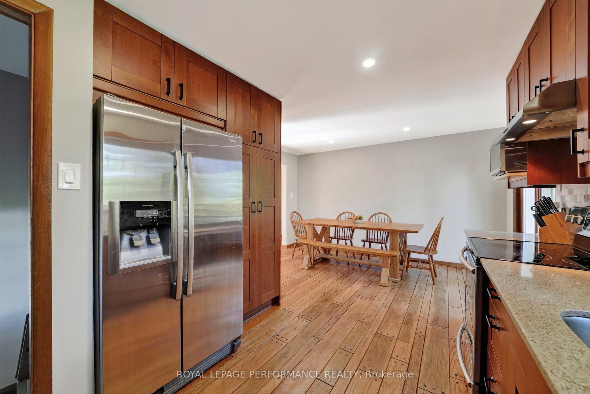 2761 Ross Avenue, Cornwall, Stormont, Dundas And Glengarry ON K6K 1E6