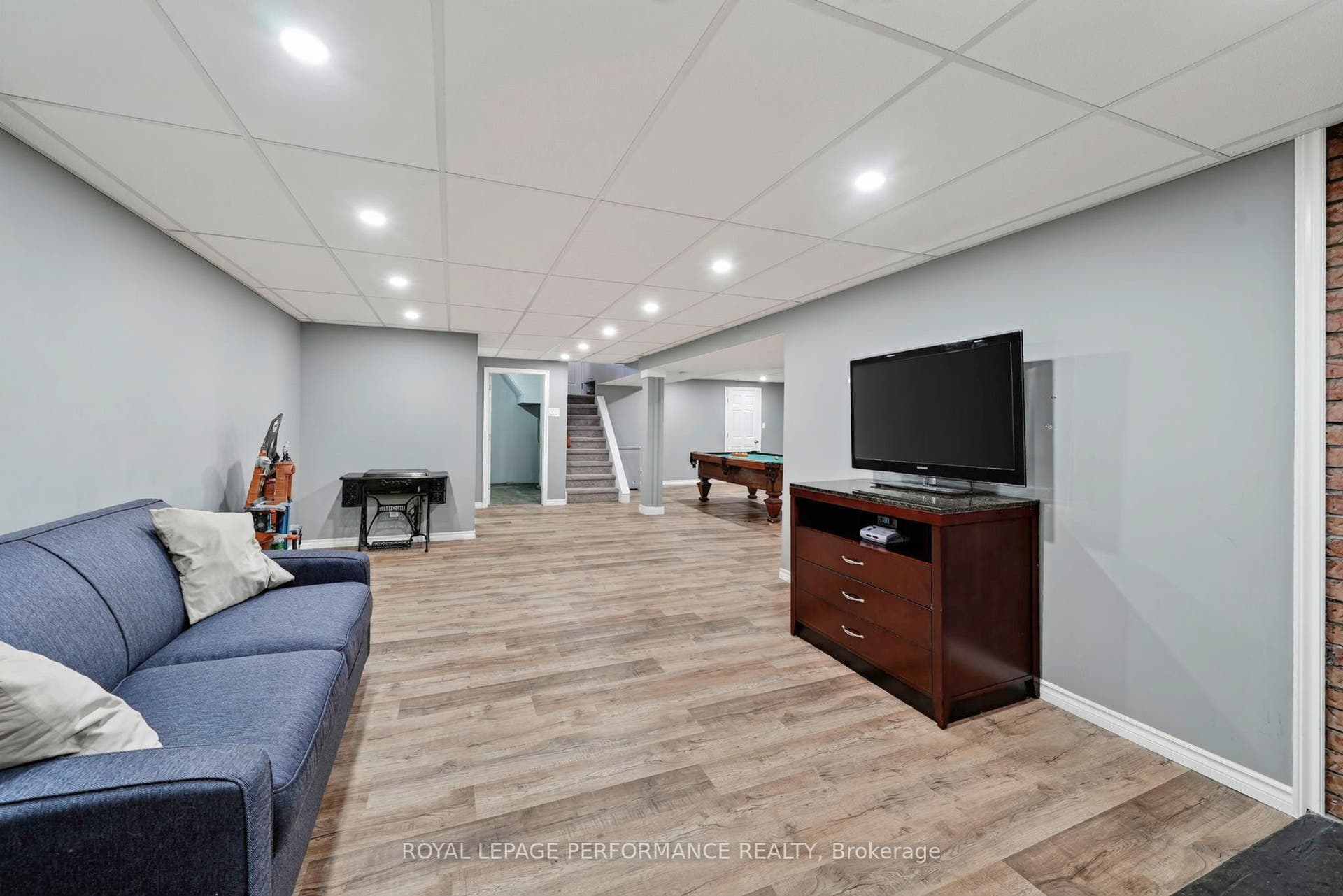 2761 Ross Avenue, Cornwall, Stormont, Dundas And Glengarry ON K6K 1E6