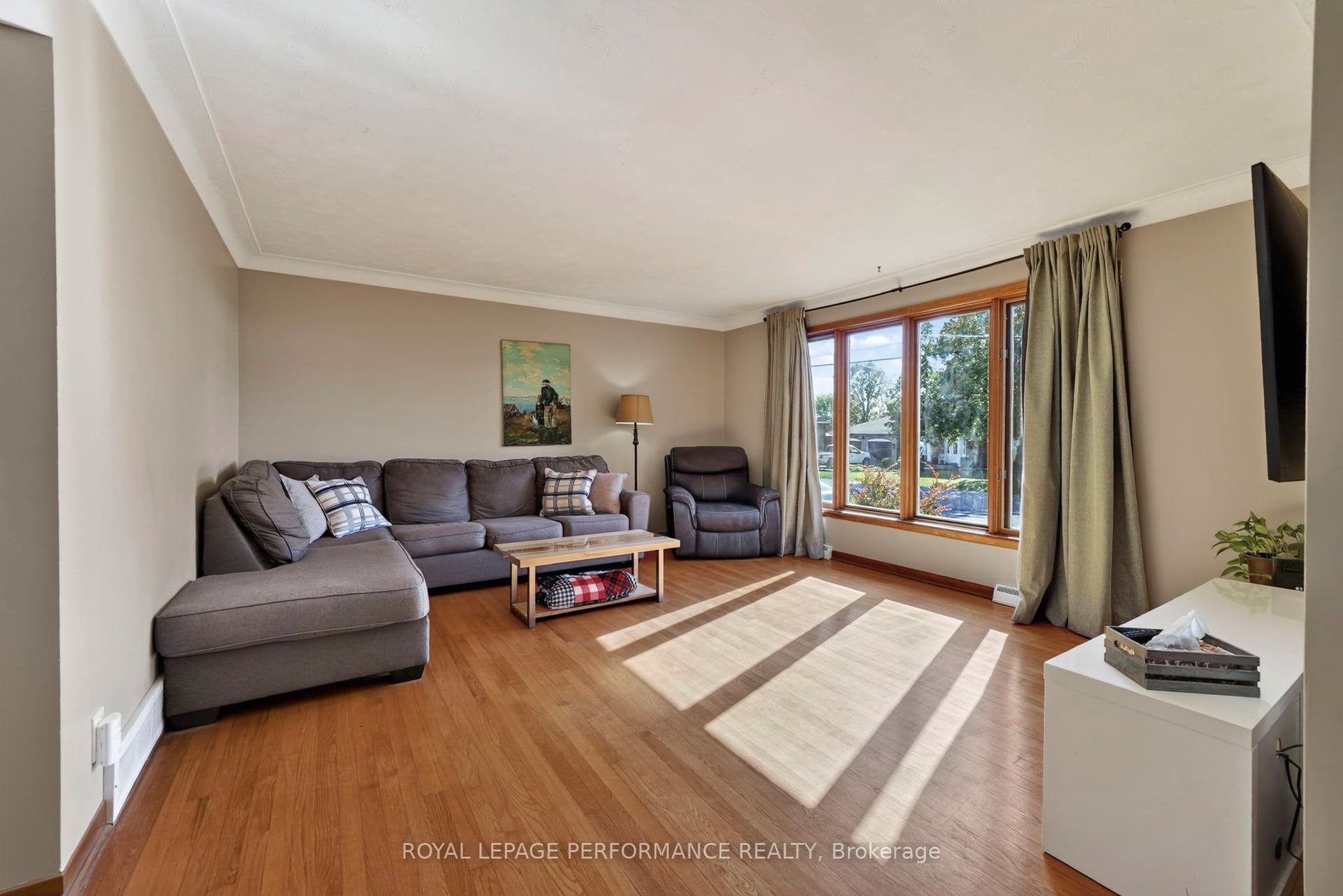 2761 Ross Avenue, Cornwall, Stormont, Dundas And Glengarry ON K6K 1E6