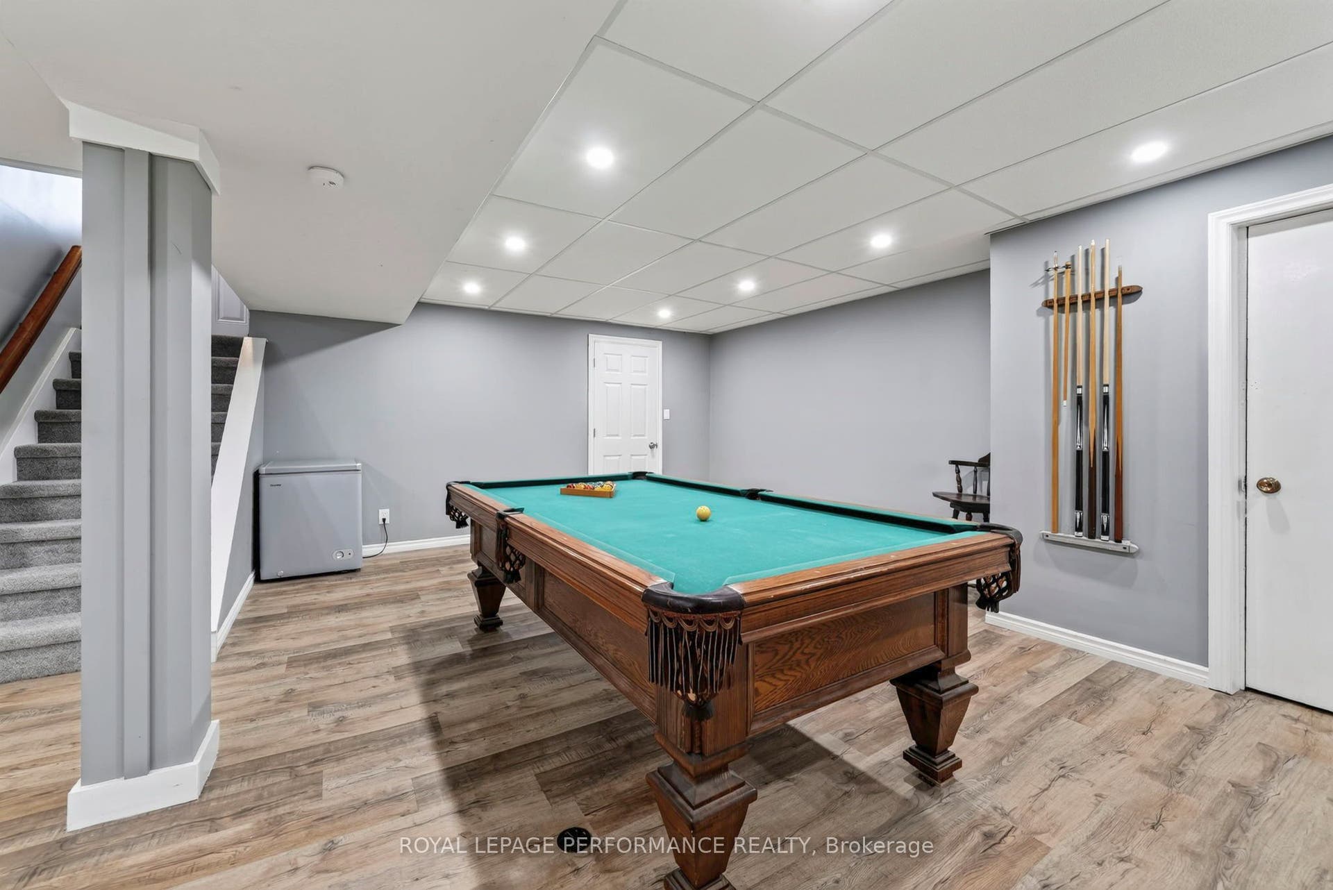 2761 Ross Avenue, Cornwall, Stormont, Dundas And Glengarry ON K6K 1E6