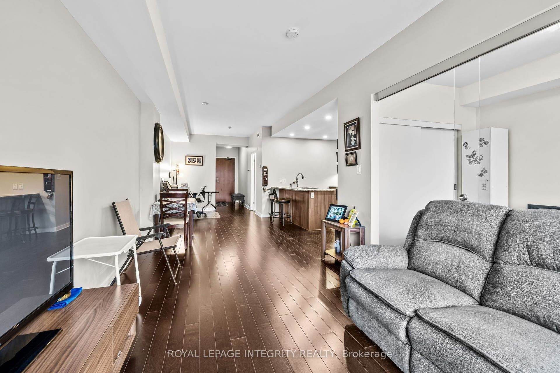 310 Centrum Boulevard, #309, Orleans - Cumberland And Area, Ottawa ON K1E 0A3