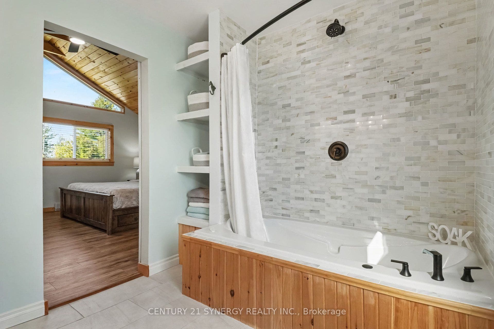5 Pc Ensuite