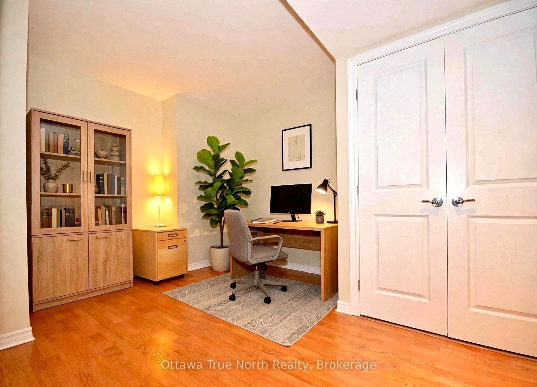 Virtual staged Den