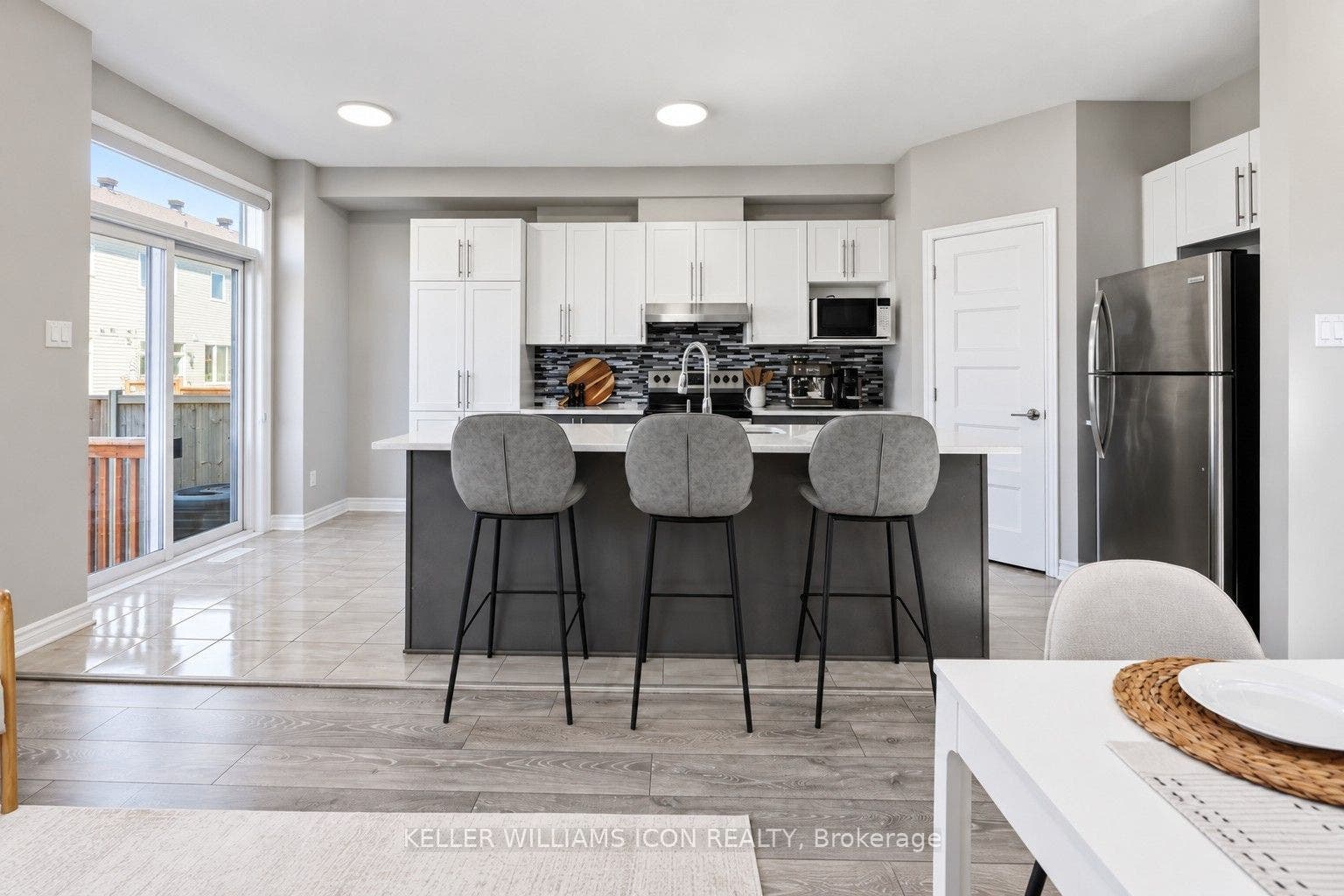 235 Bandelier Way, Stittsville - Munster - Richmond, Ottawa ON K2C 0C1 235 Bandelier Way, Stittsville - Munster - Richmond, Ottawa ON K2C 0C1