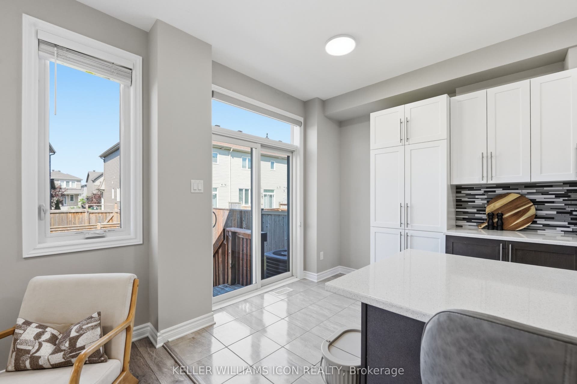 235 Bandelier Way, Stittsville - Munster - Richmond, Ottawa ON K2C 0C1 235 Bandelier Way, Stittsville - Munster - Richmond, Ottawa ON K2C 0C1