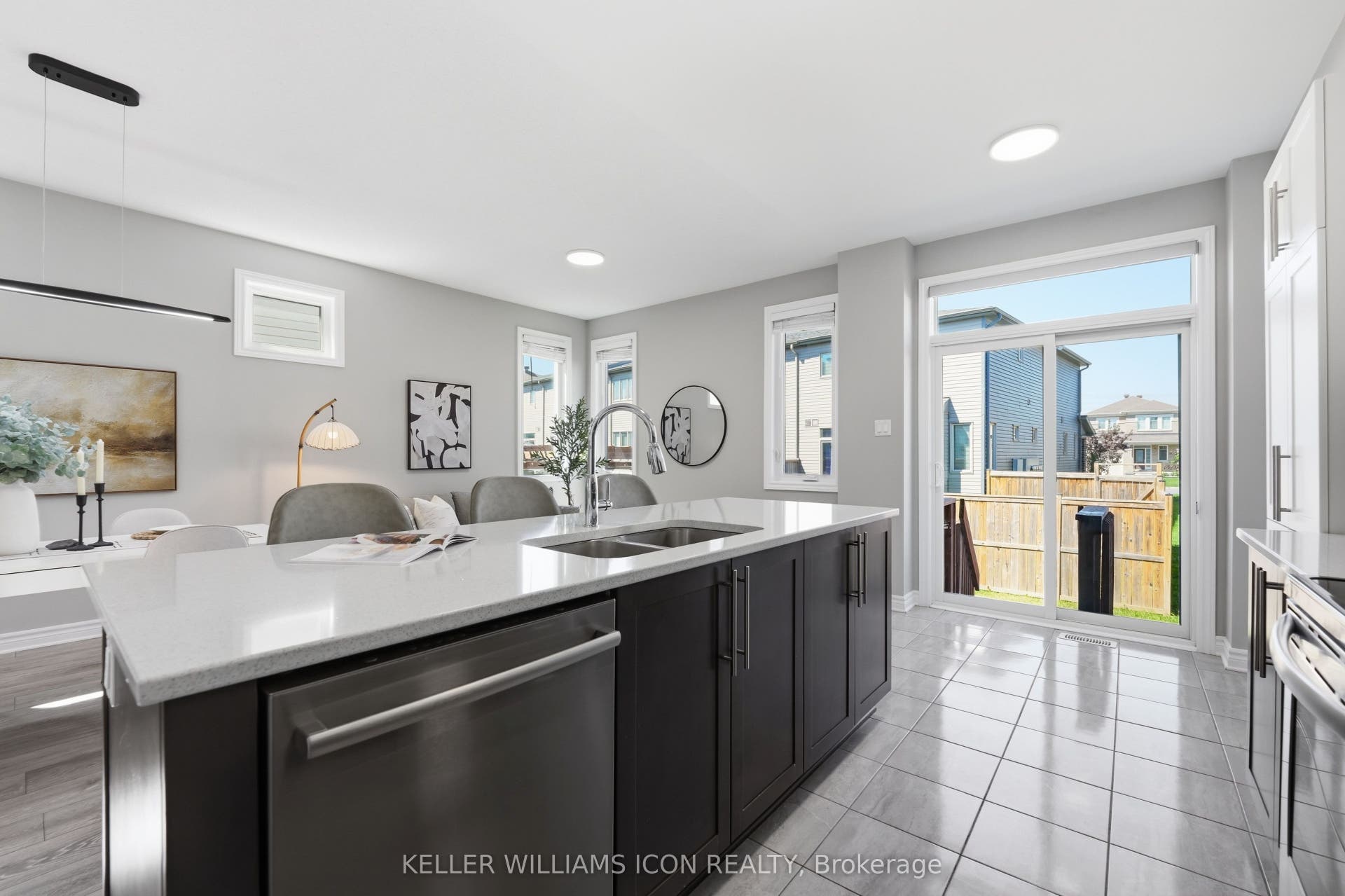 235 Bandelier Way, Stittsville - Munster - Richmond, Ottawa ON K2C 0C1 235 Bandelier Way, Stittsville - Munster - Richmond, Ottawa ON K2C 0C1