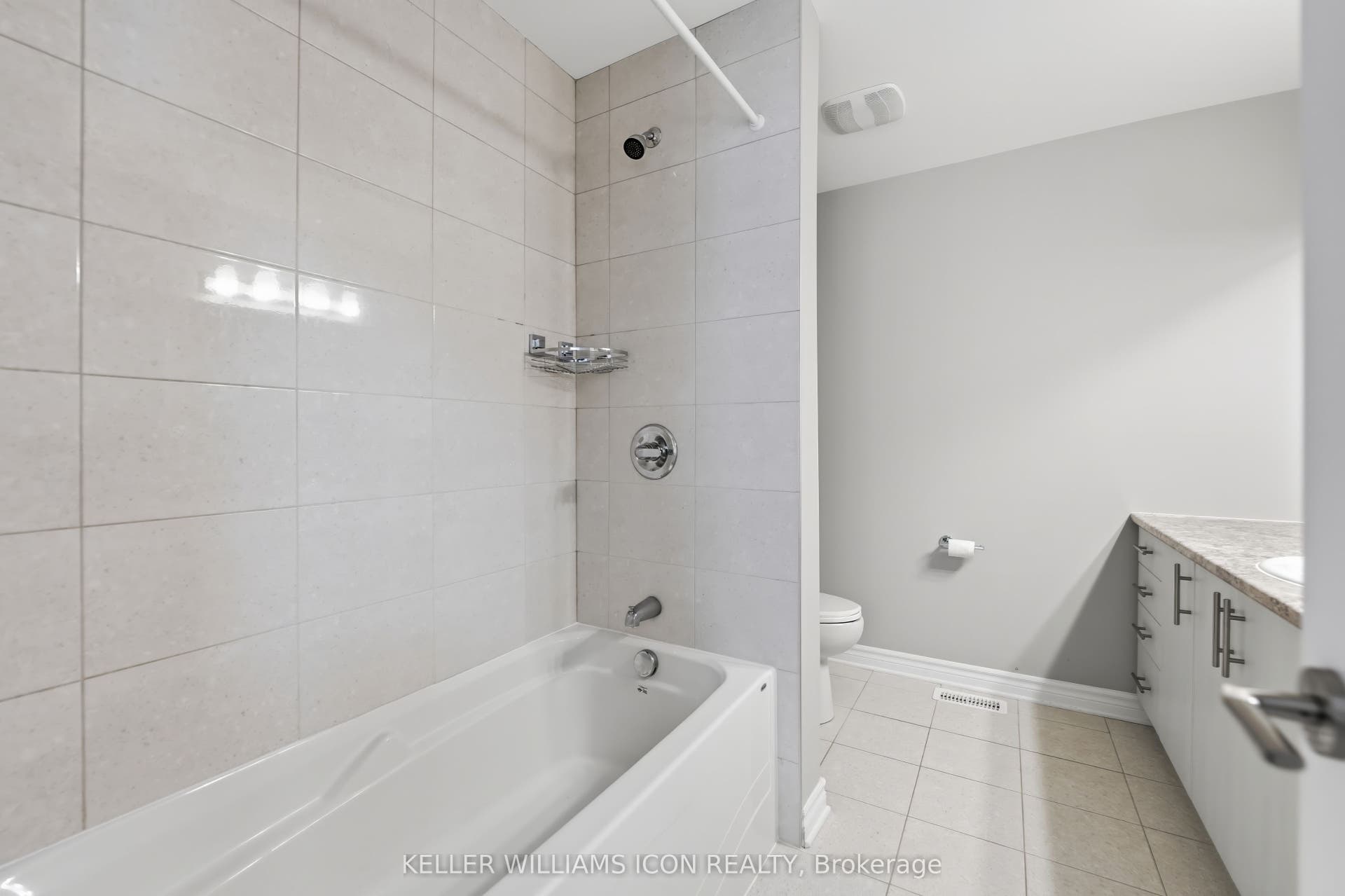 235 Bandelier Way, Stittsville - Munster - Richmond, Ottawa ON K2C 0C1 235 Bandelier Way, Stittsville - Munster - Richmond, Ottawa ON K2C 0C1