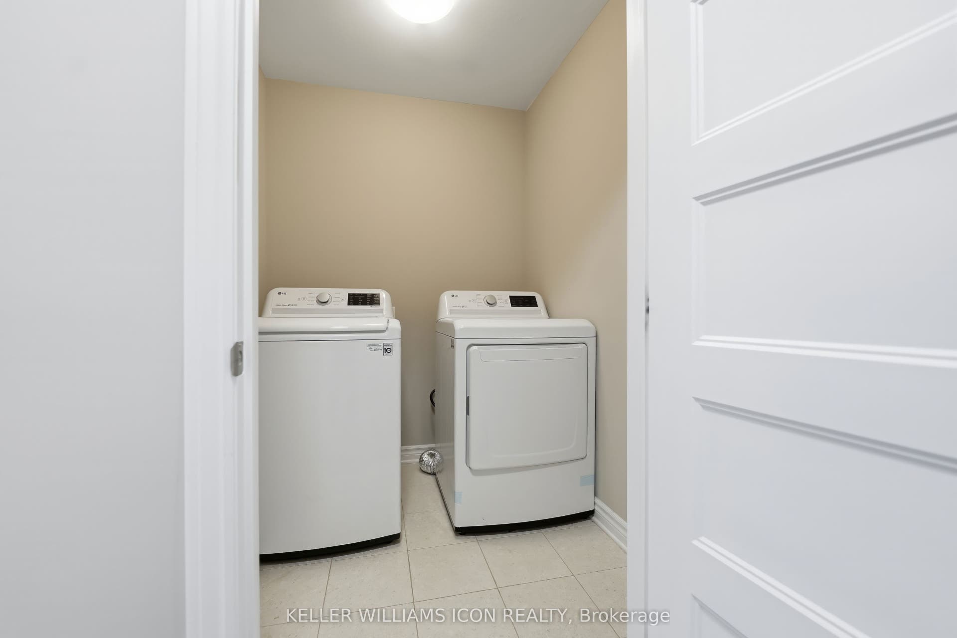 235 Bandelier Way, Stittsville - Munster - Richmond, Ottawa ON K2C 0C1 235 Bandelier Way, Stittsville - Munster - Richmond, Ottawa ON K2C 0C1