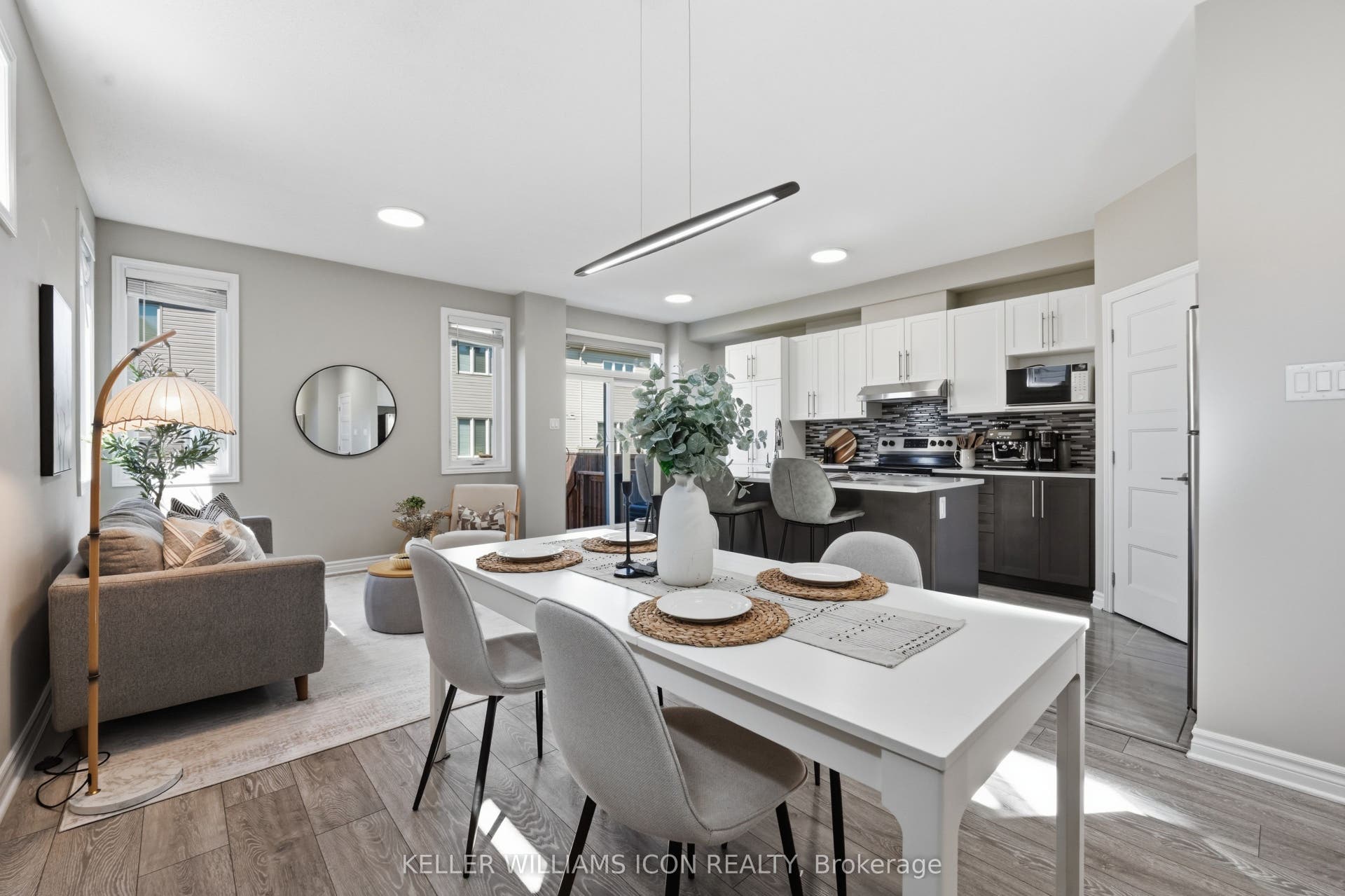 235 Bandelier Way, Stittsville - Munster - Richmond, Ottawa ON K2C 0C1 235 Bandelier Way, Stittsville - Munster - Richmond, Ottawa ON K2C 0C1