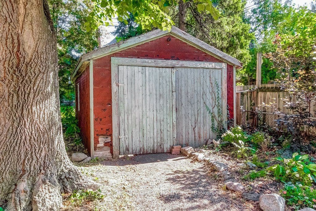 43 Rosslyn Avenue S, Hamilton, Hamilton ON L8M 3J1