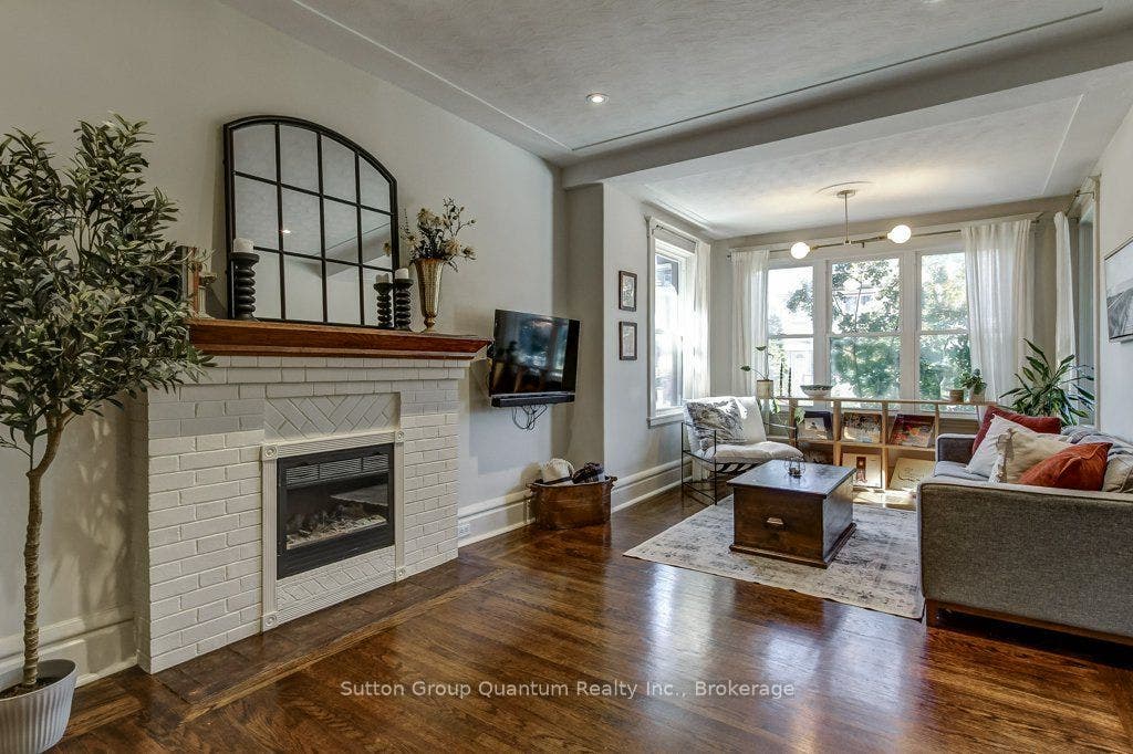 43 Rosslyn Avenue S, Hamilton, Hamilton ON L8M 3J1