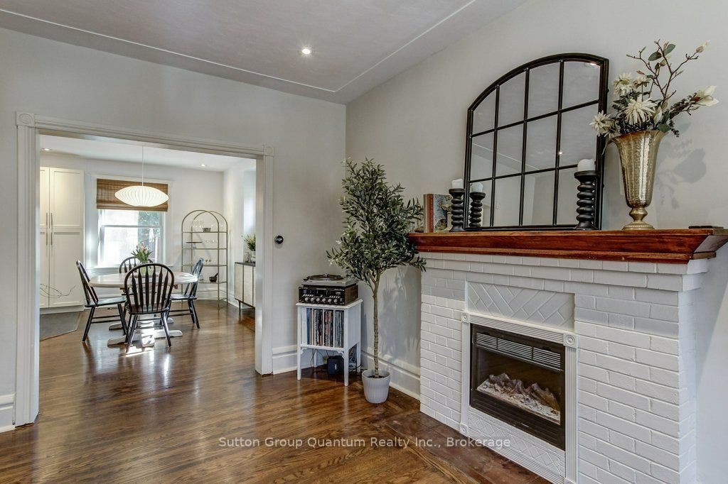 43 Rosslyn Avenue S, Hamilton, Hamilton ON L8M 3J1