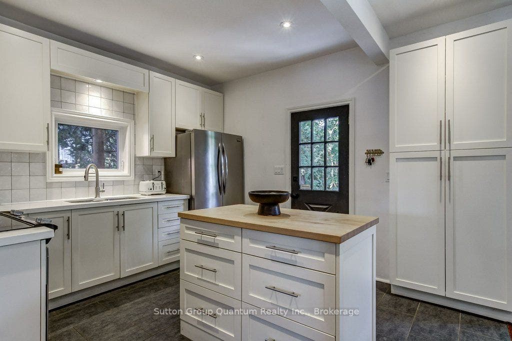 43 Rosslyn Avenue S, Hamilton, Hamilton ON L8M 3J1