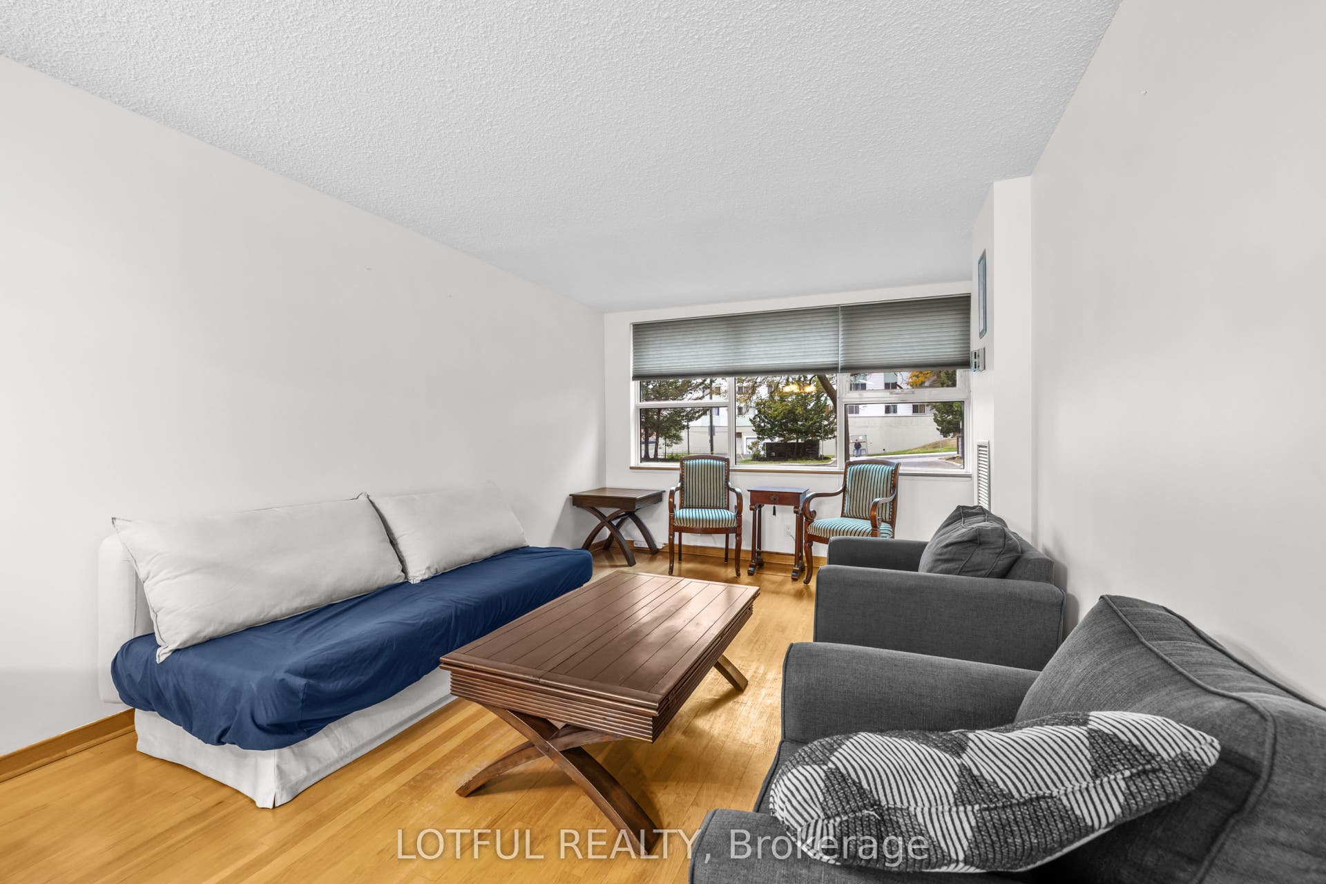555 Brittany Drive, #104, Manor Park - Cardinal Glen And Area, Ottawa ON K1K 4C5 555 Brittany Drive, #104, Manor Park - Cardinal Glen And Area, Ottawa ON K1K 4C5