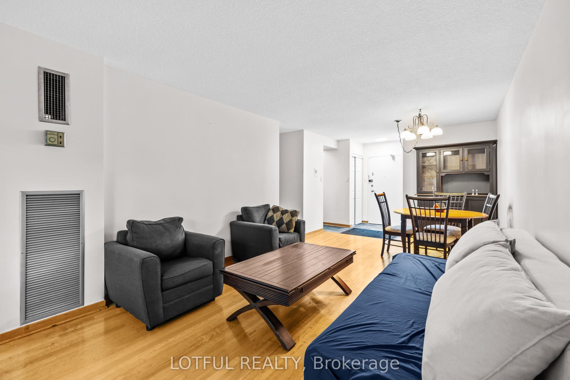 555 Brittany Drive, #104, Manor Park - Cardinal Glen And Area, Ottawa ON K1K 4C5 555 Brittany Drive, #104, Manor Park - Cardinal Glen And Area, Ottawa ON K1K 4C5