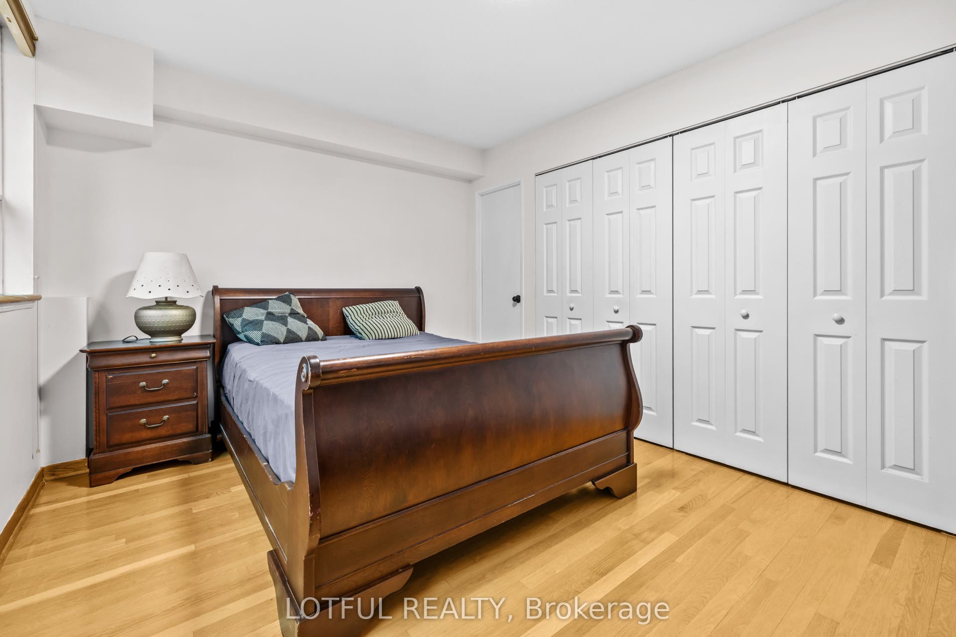 555 Brittany Drive, #104, Manor Park - Cardinal Glen And Area, Ottawa ON K1K 4C5 555 Brittany Drive, #104, Manor Park - Cardinal Glen And Area, Ottawa ON K1K 4C5