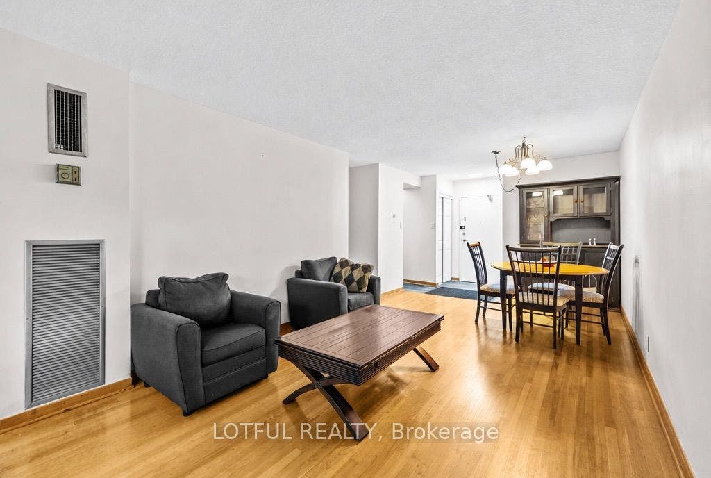 555 Brittany Drive, #104, Manor Park - Cardinal Glen And Area, Ottawa ON K1K 4C5 555 Brittany Drive, #104, Manor Park - Cardinal Glen And Area, Ottawa ON K1K 4C5