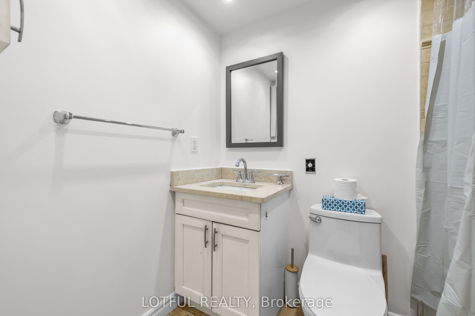 555 Brittany Drive, #104, Manor Park - Cardinal Glen And Area, Ottawa ON K1K 4C5 555 Brittany Drive, #104, Manor Park - Cardinal Glen And Area, Ottawa ON K1K 4C5