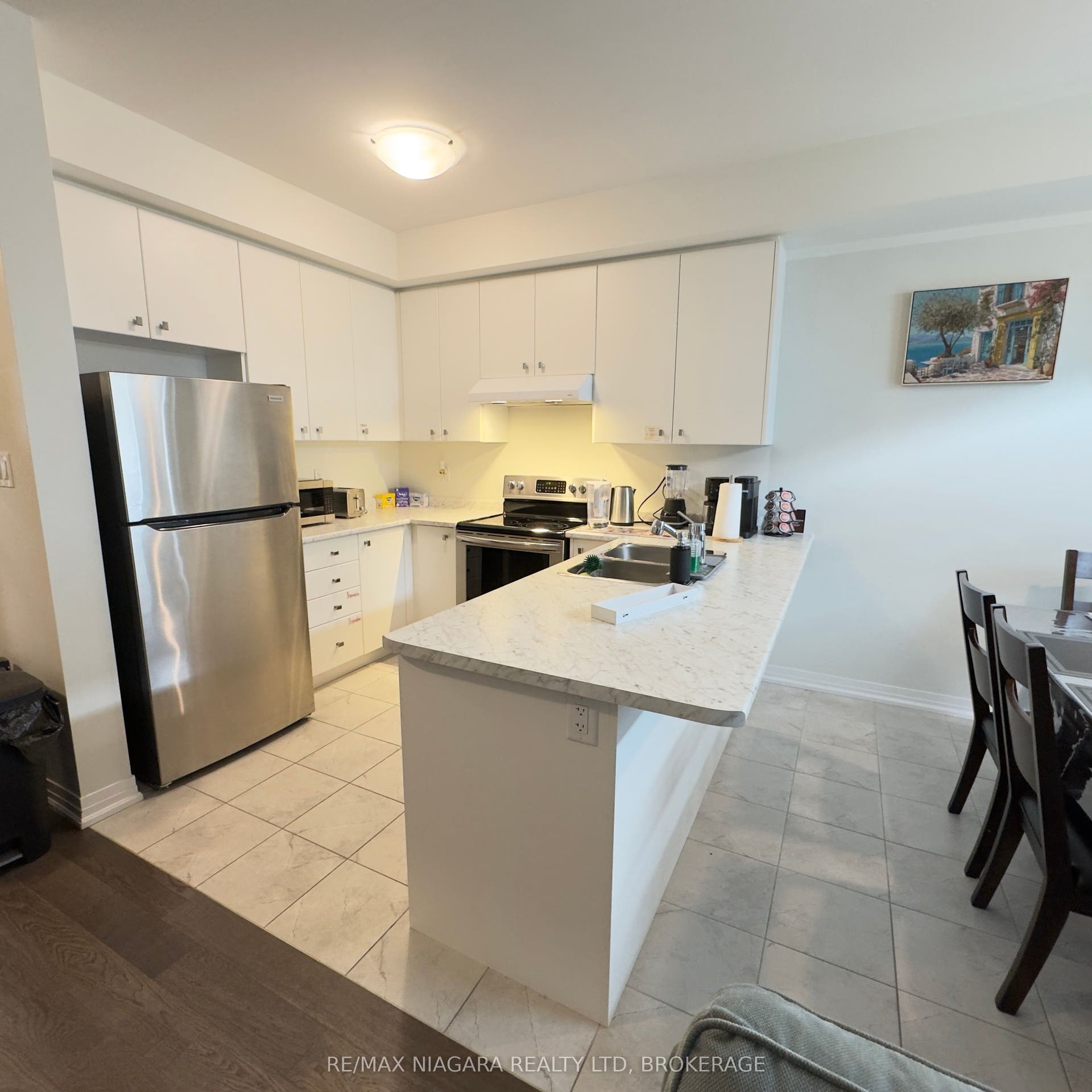 20 Velvet Way, Thorold, Niagara ON L2V 0P3