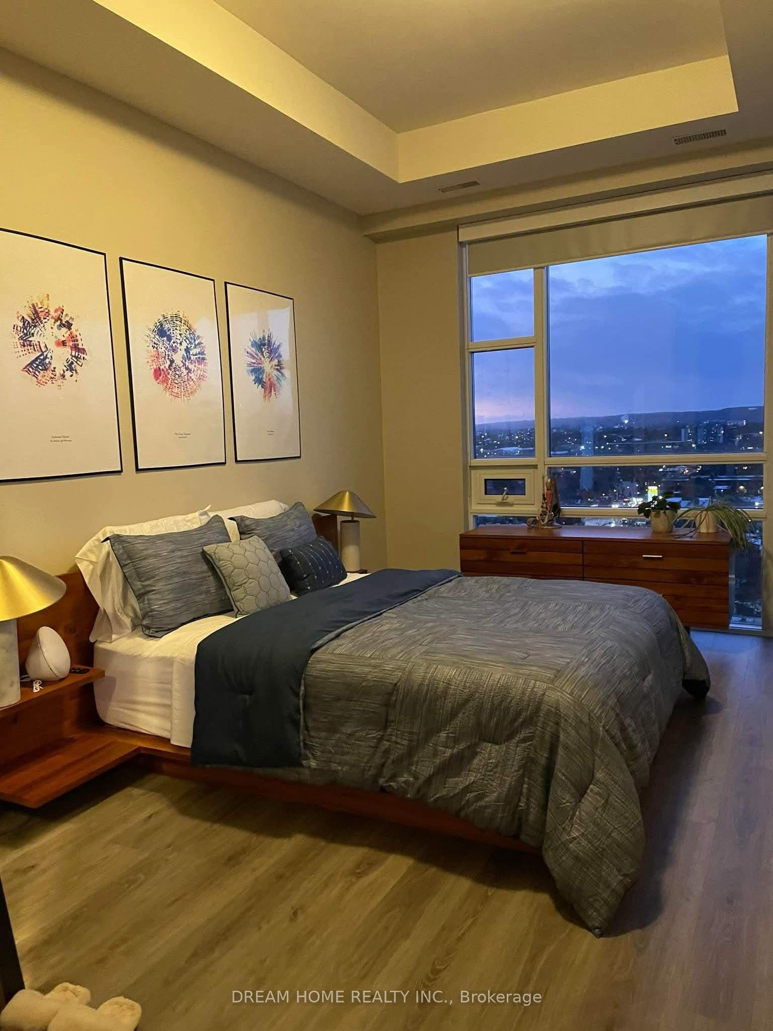 150 Main Street W, #1207, Hamilton, Hamilton ON L8P 1H8