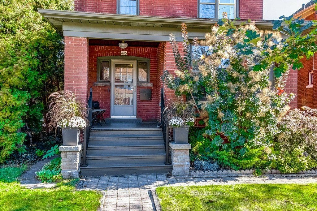 43 Rosslyn Avenue S, Hamilton, Hamilton ON L8M 3J1