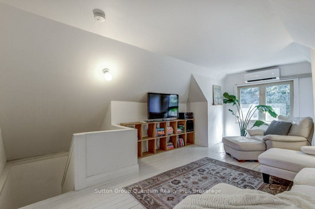 43 Rosslyn Avenue S, Hamilton, Hamilton ON L8M 3J1