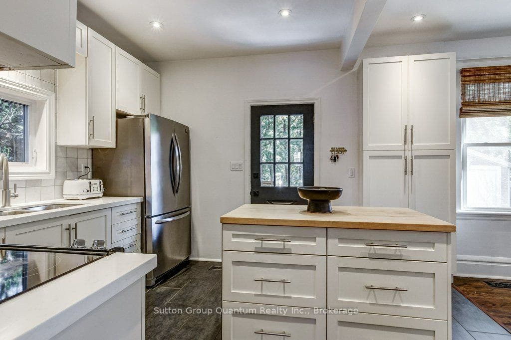 43 Rosslyn Avenue S, Hamilton, Hamilton ON L8M 3J1