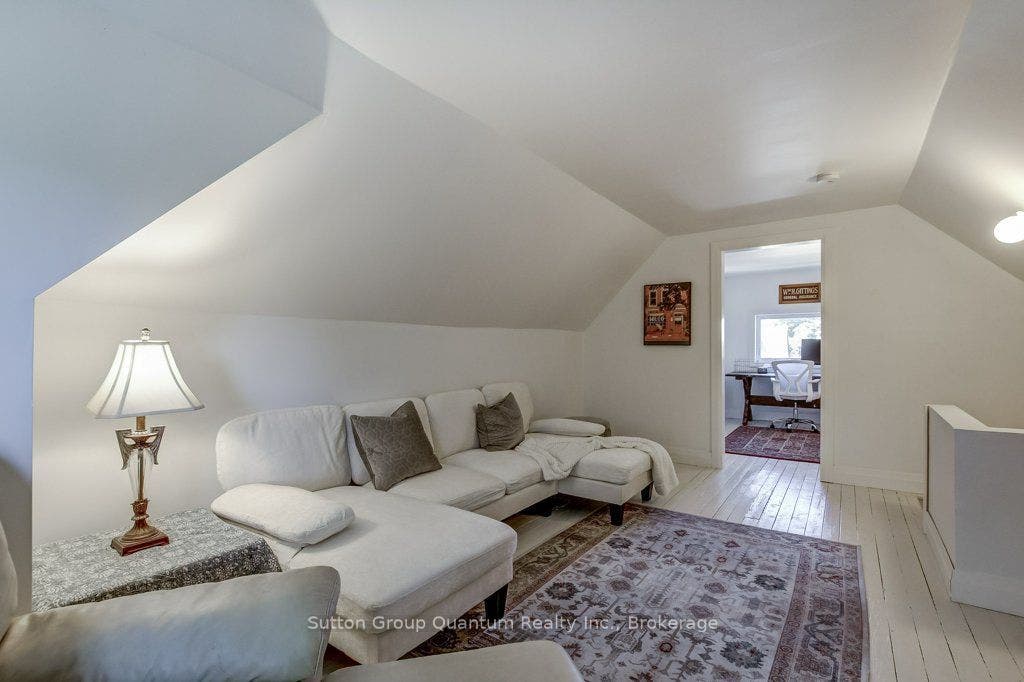 43 Rosslyn Avenue S, Hamilton, Hamilton ON L8M 3J1