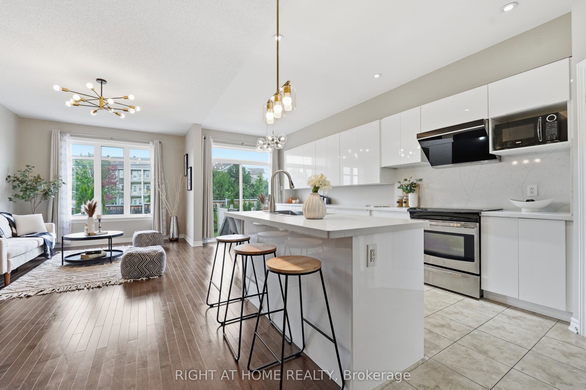 599 Remnor Avenue, Kanata, Ottawa ON K2T 0A6