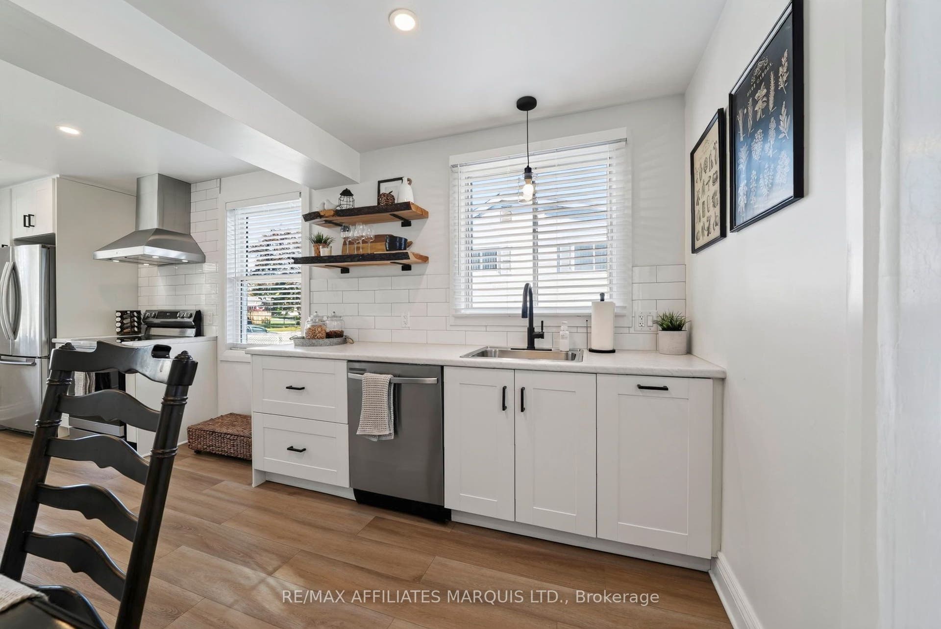 916 Leonard Avenue, Cornwall, Stormont, Dundas And Glengarry ON K6J 1L6