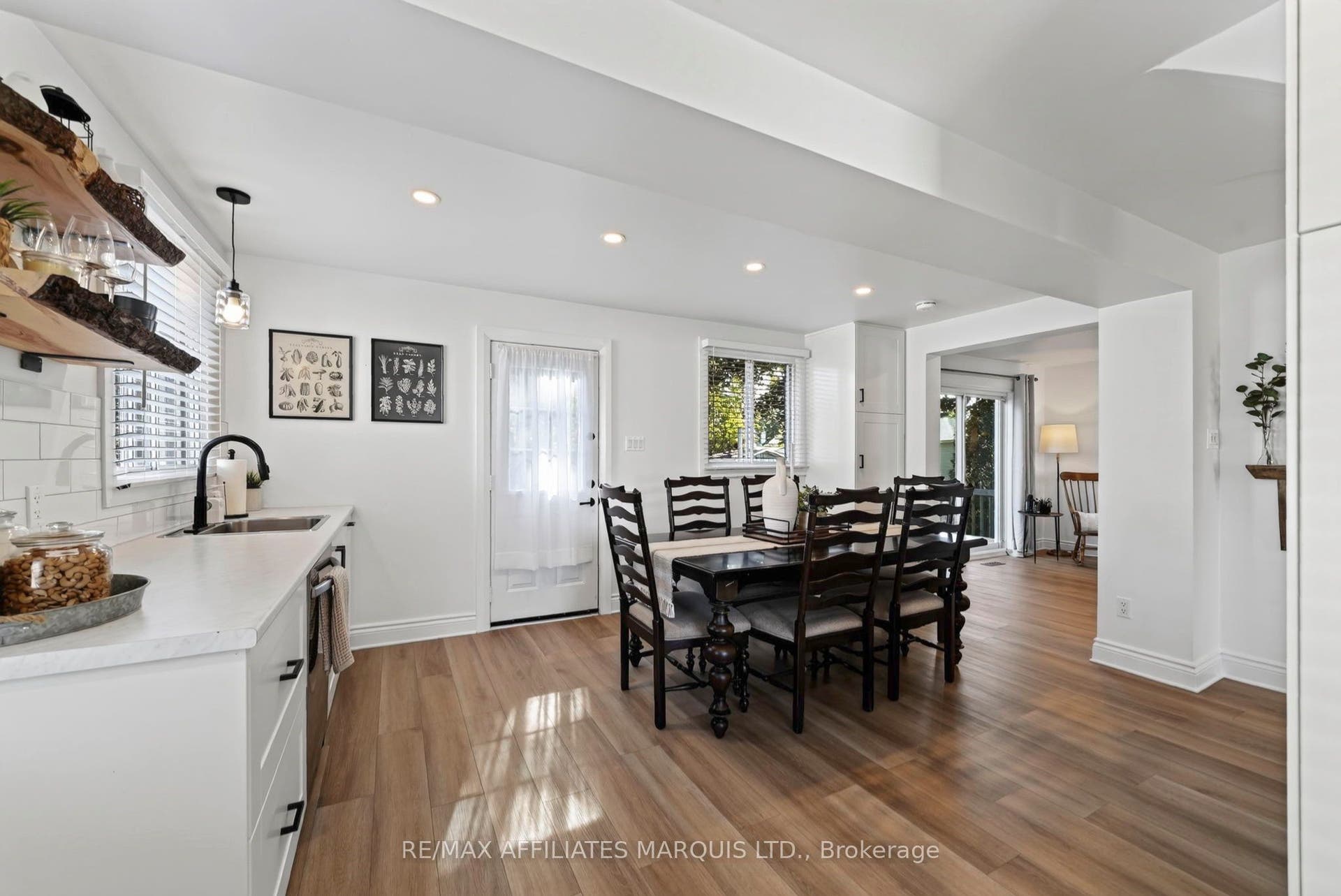 916 Leonard Avenue, Cornwall, Stormont, Dundas And Glengarry ON K6J 1L6