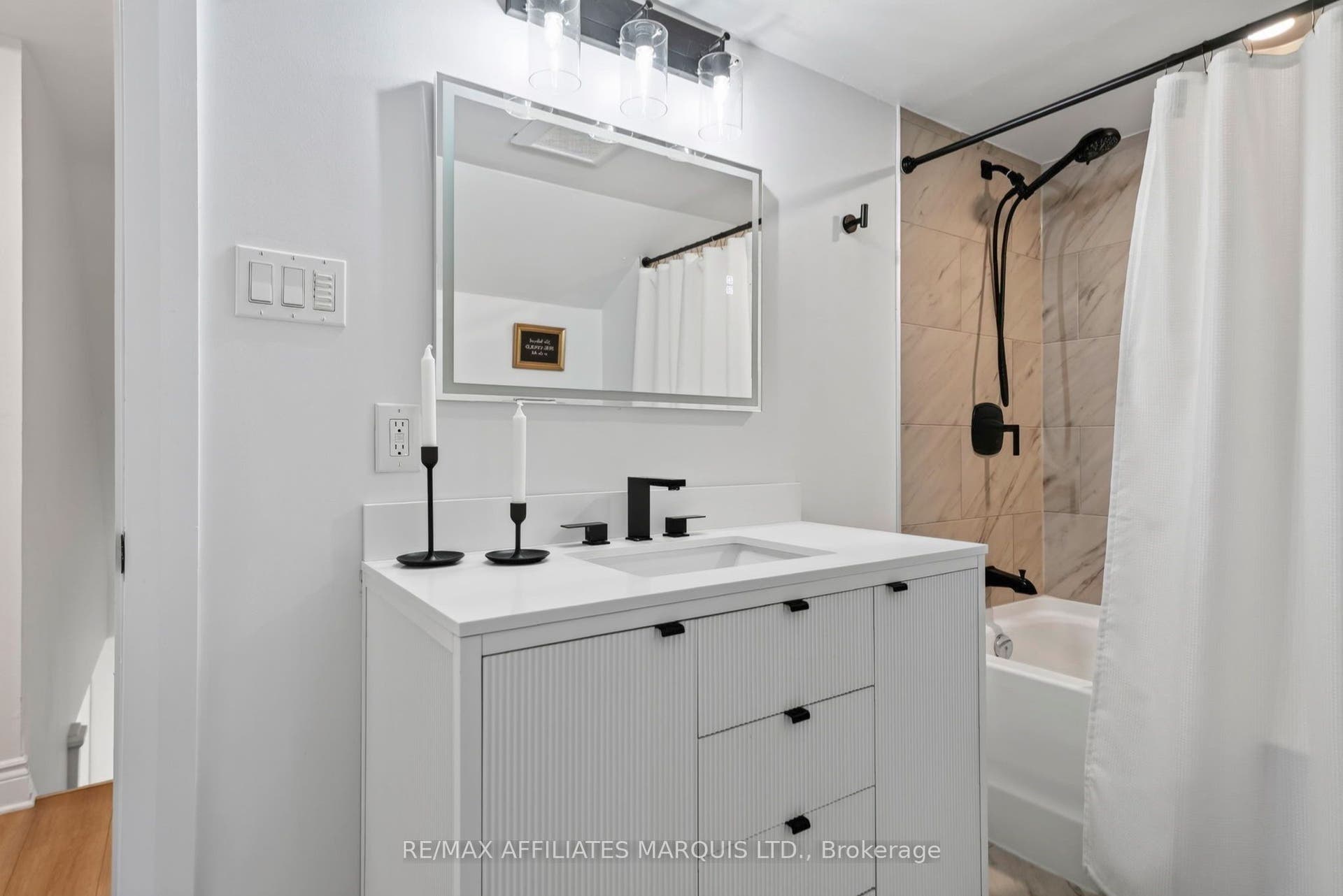 916 Leonard Avenue, Cornwall, Stormont, Dundas And Glengarry ON K6J 1L6