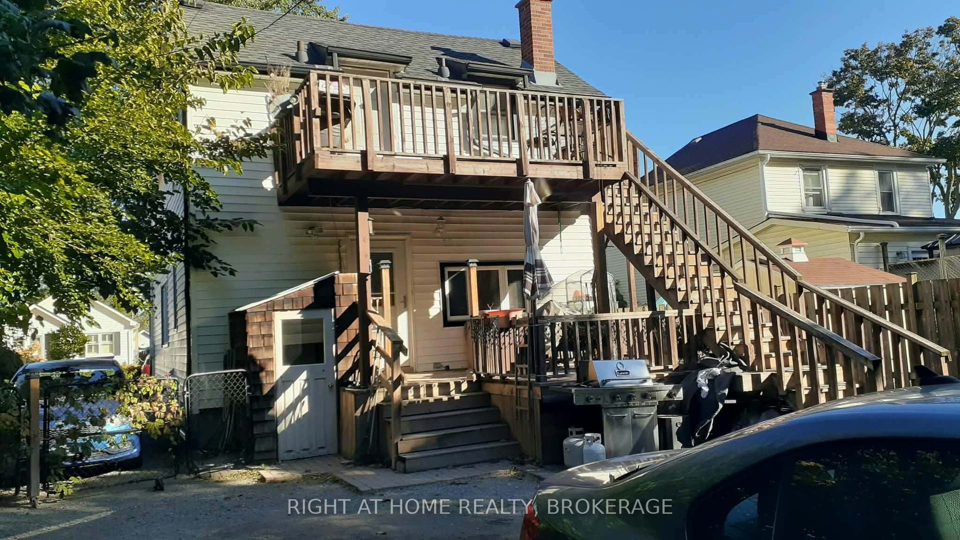 34 Junkin Street, #Main, St. Catharines, Niagara ON L2R 1N6