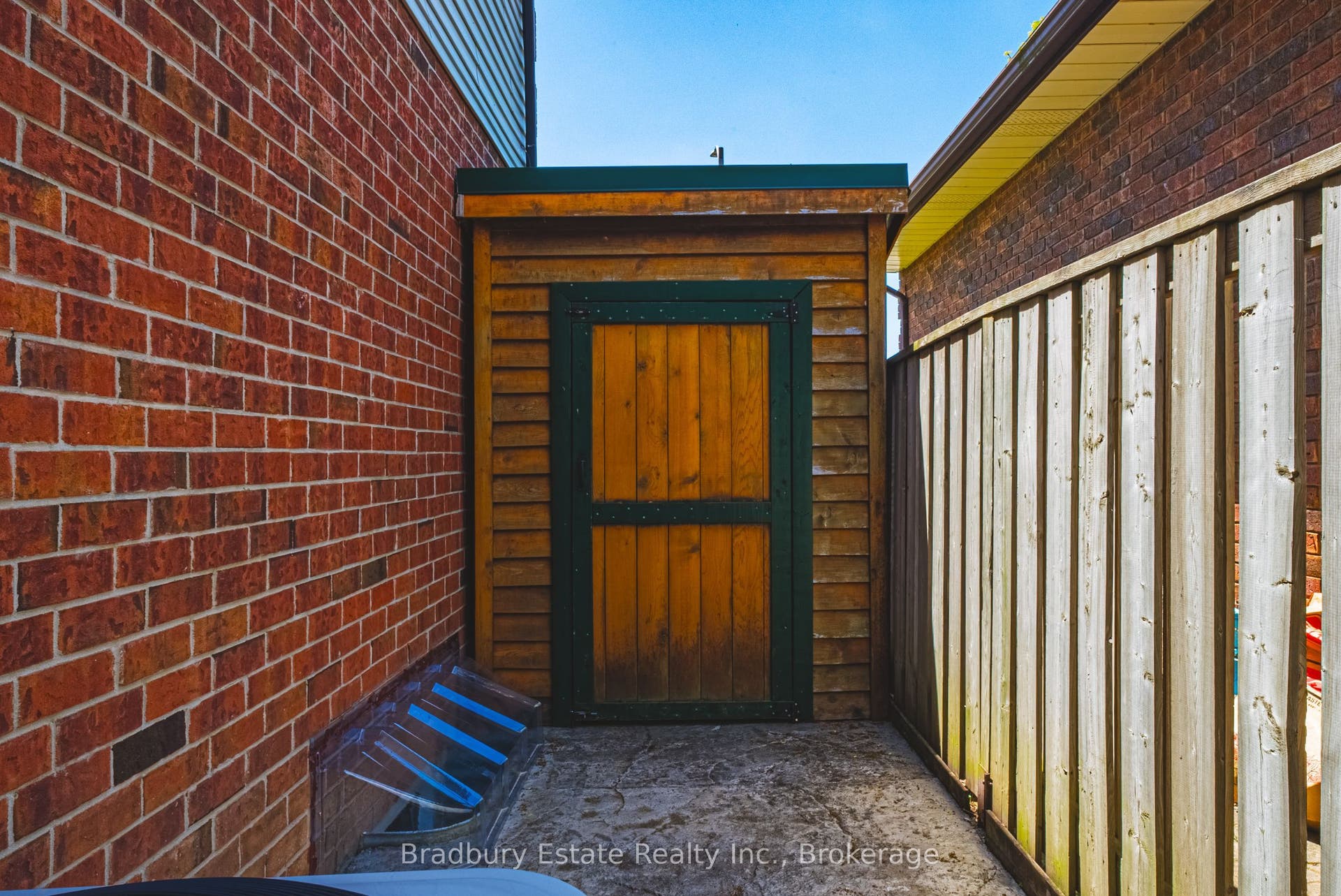 100 Chudleigh Street, Hamilton, Hamilton ON L0K 2H6