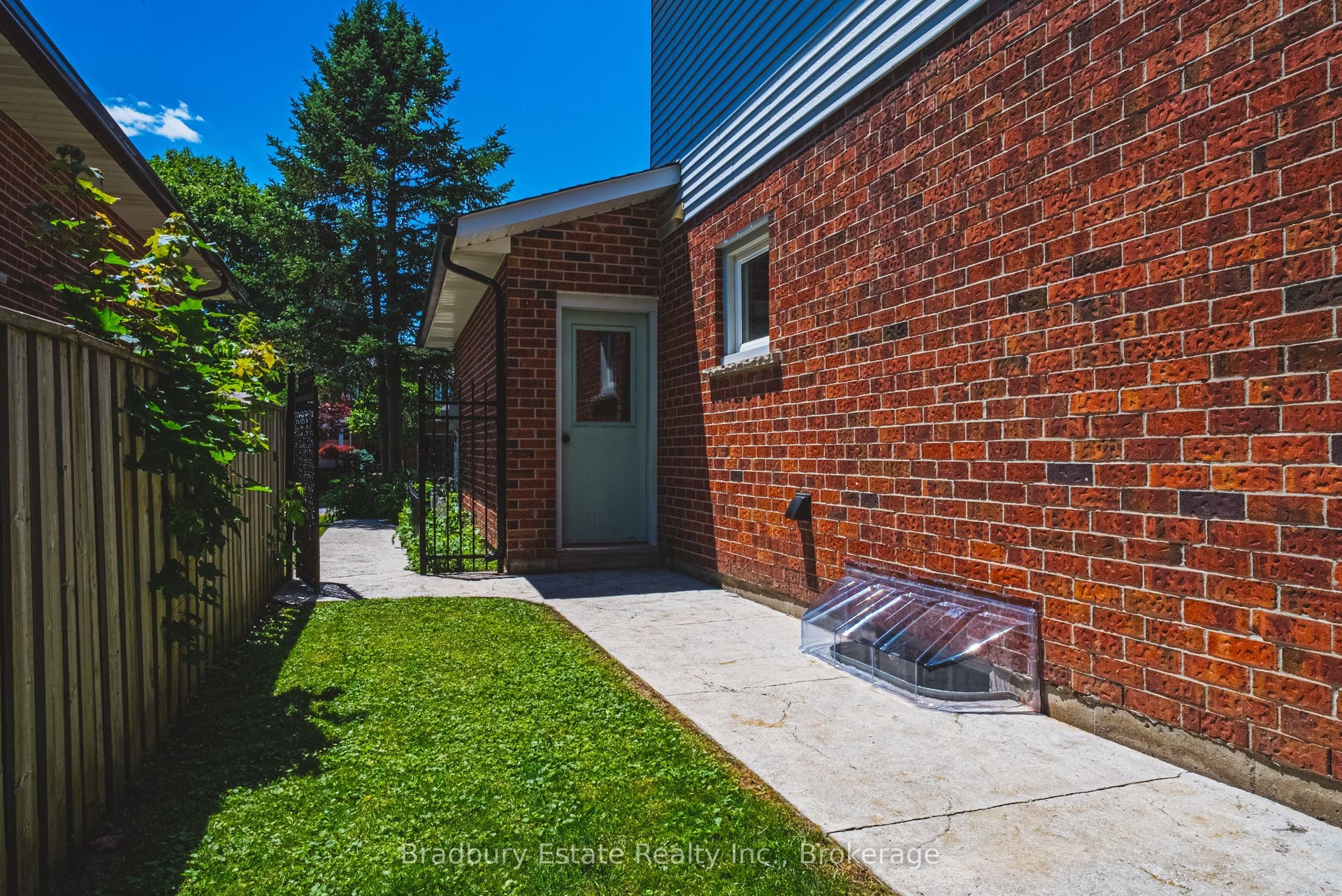 100 Chudleigh Street, Hamilton, Hamilton ON L0K 2H6