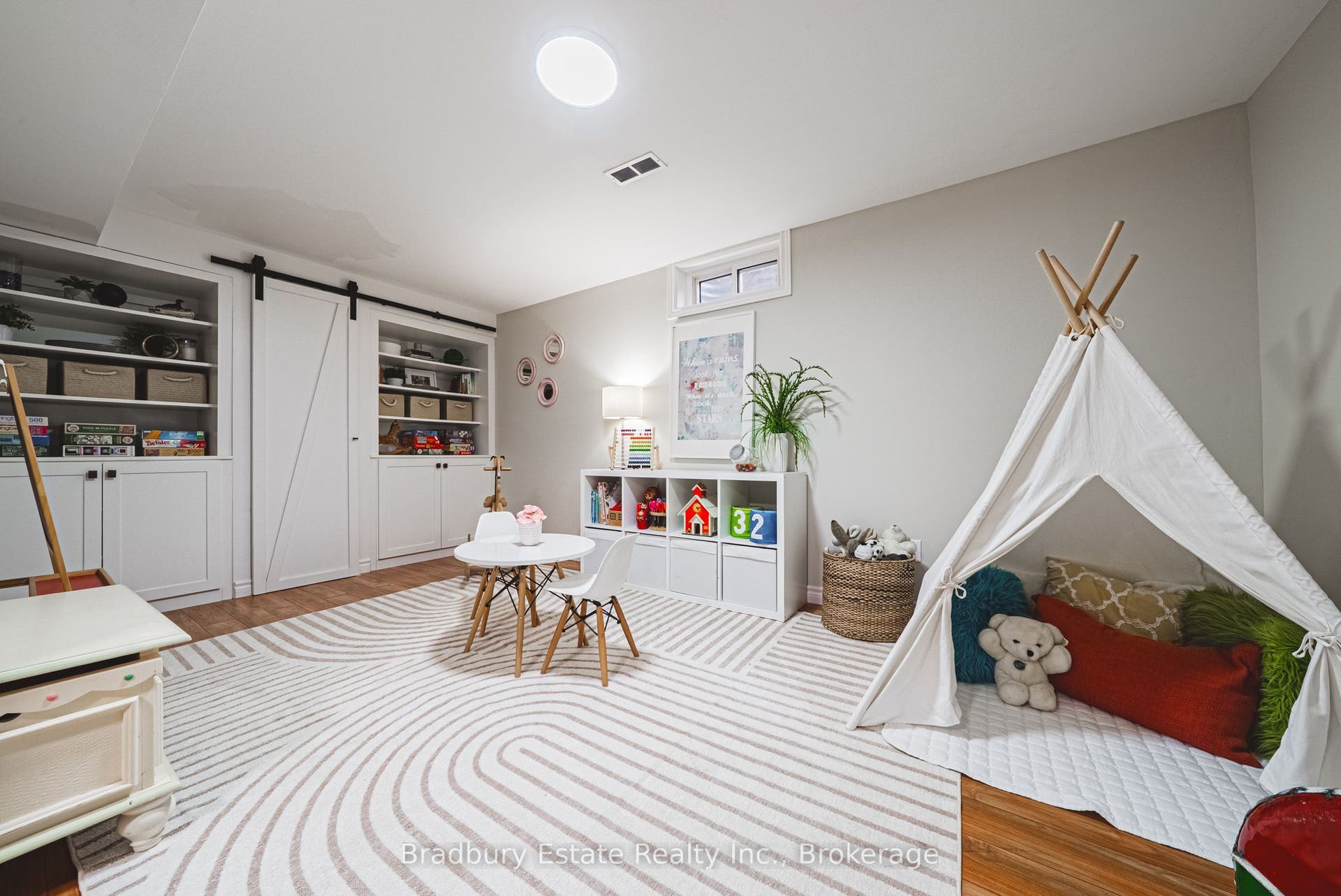100 Chudleigh Street, Hamilton, Hamilton ON L0K 2H6