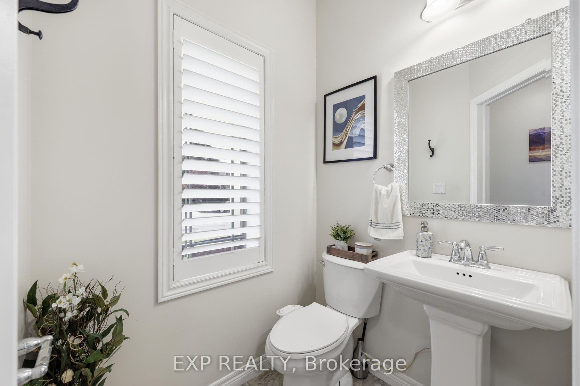 665 Greenhill Avenue E, Hamilton, Hamilton ON L8K 6E2