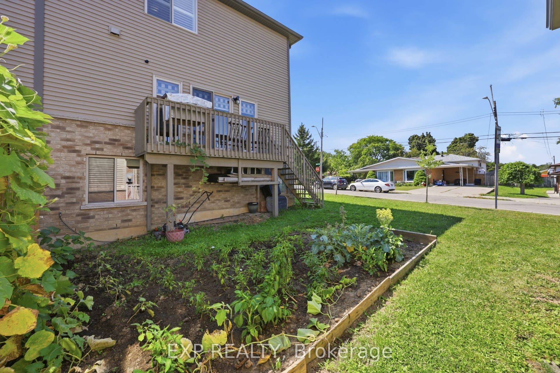 665 Greenhill Avenue E, Hamilton, Hamilton ON L8K 6E2