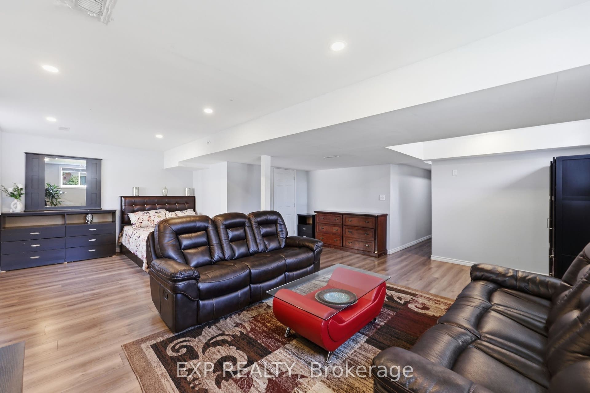 665 Greenhill Avenue E, Hamilton, Hamilton ON L8K 6E2