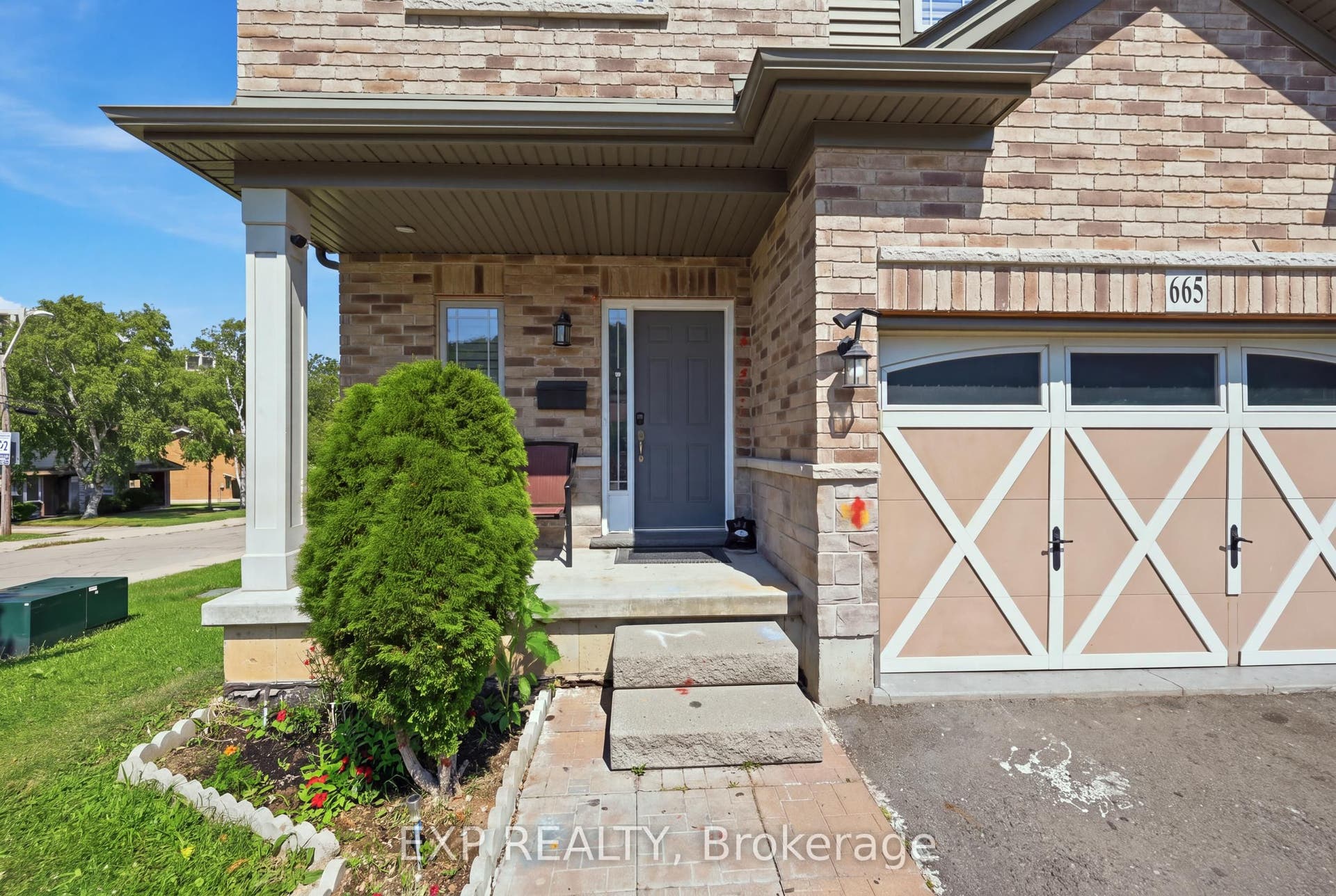 665 Greenhill Avenue E, Hamilton, Hamilton ON L8K 6E2