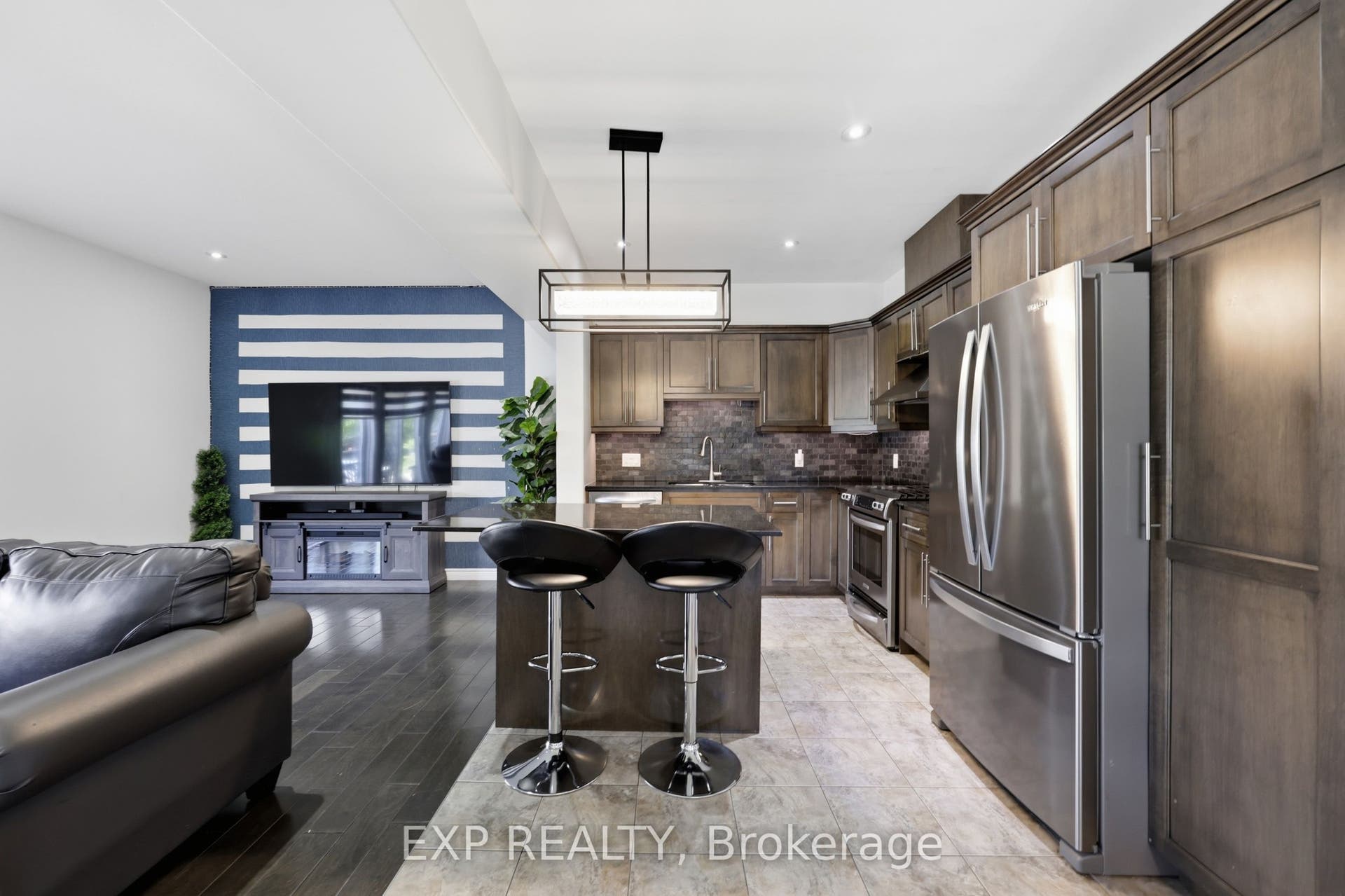 665 Greenhill Avenue E, Hamilton, Hamilton ON L8K 6E2