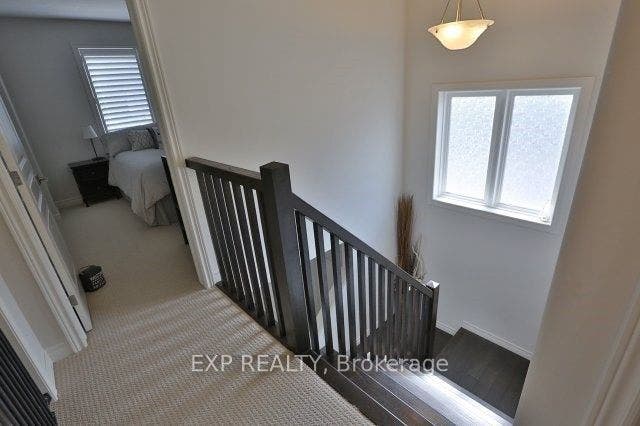 665 Greenhill Avenue E, Hamilton, Hamilton ON L8K 6E2