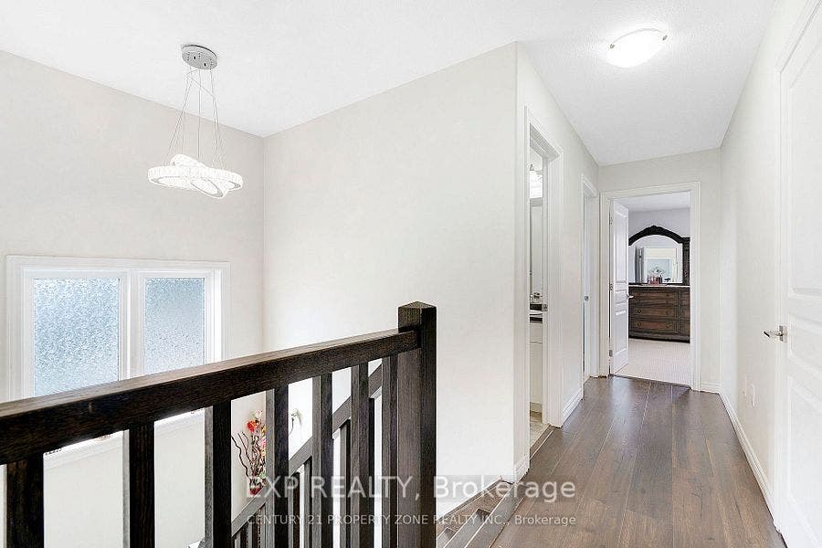 665 Greenhill Avenue E, Hamilton, Hamilton ON L8K 6E2