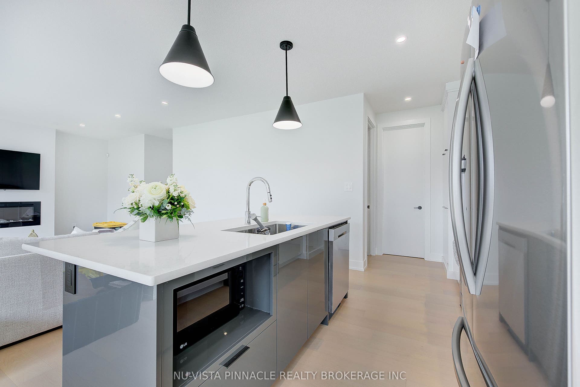 2617 Buroak Drive, London North, Middlesex ON N6G 3W1