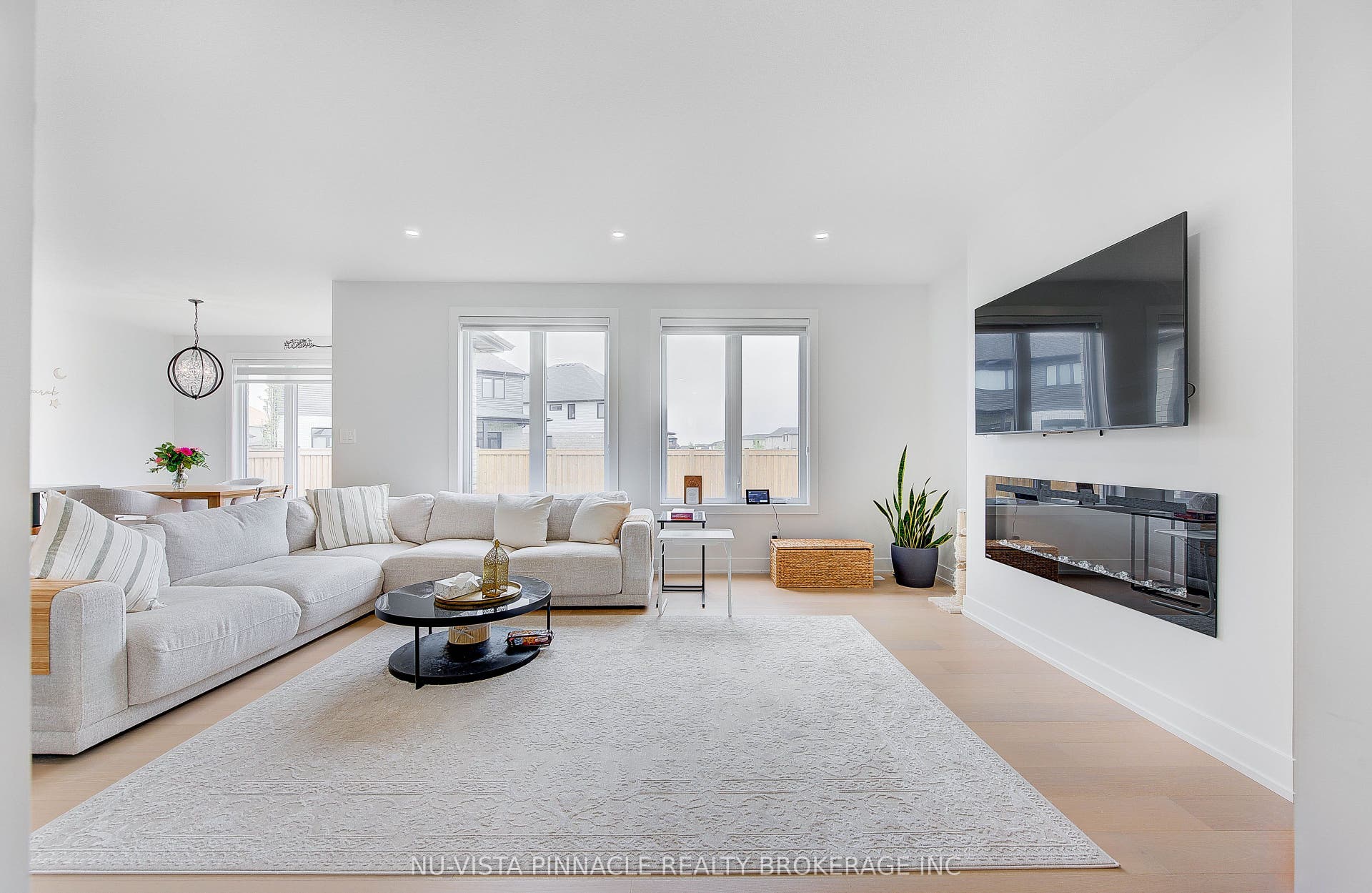 2617 Buroak Drive, London North, Middlesex ON N6G 3W1