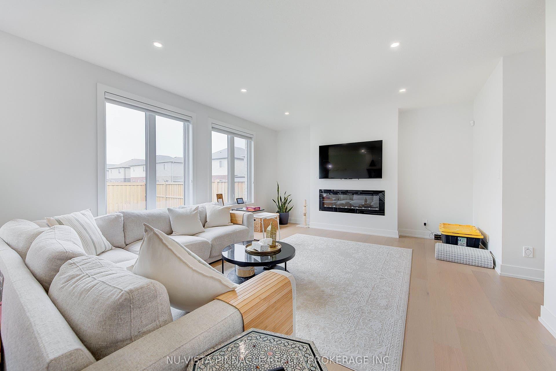 2617 Buroak Drive, London North, Middlesex ON N6G 3W1